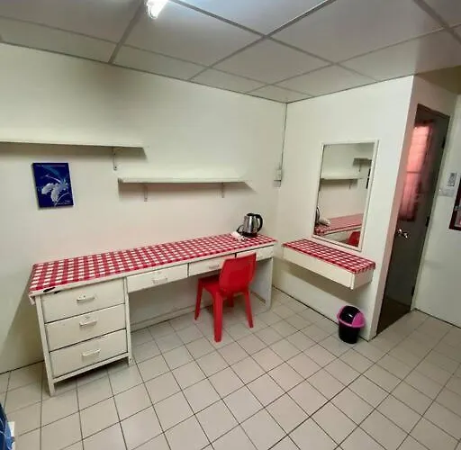 Ratanawong Place 445 Apartment
