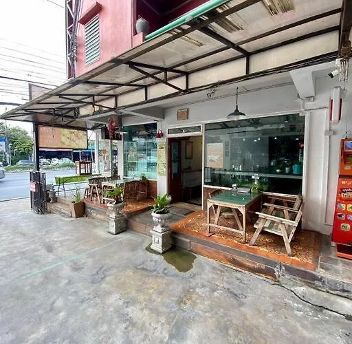 Ratanawong Place 445 Apartment